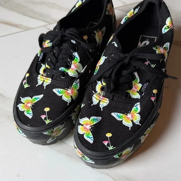 LIMITED EDITION Vans classic Black Canvas Sneakers platform Butterfly Print - Picture 2 of 15